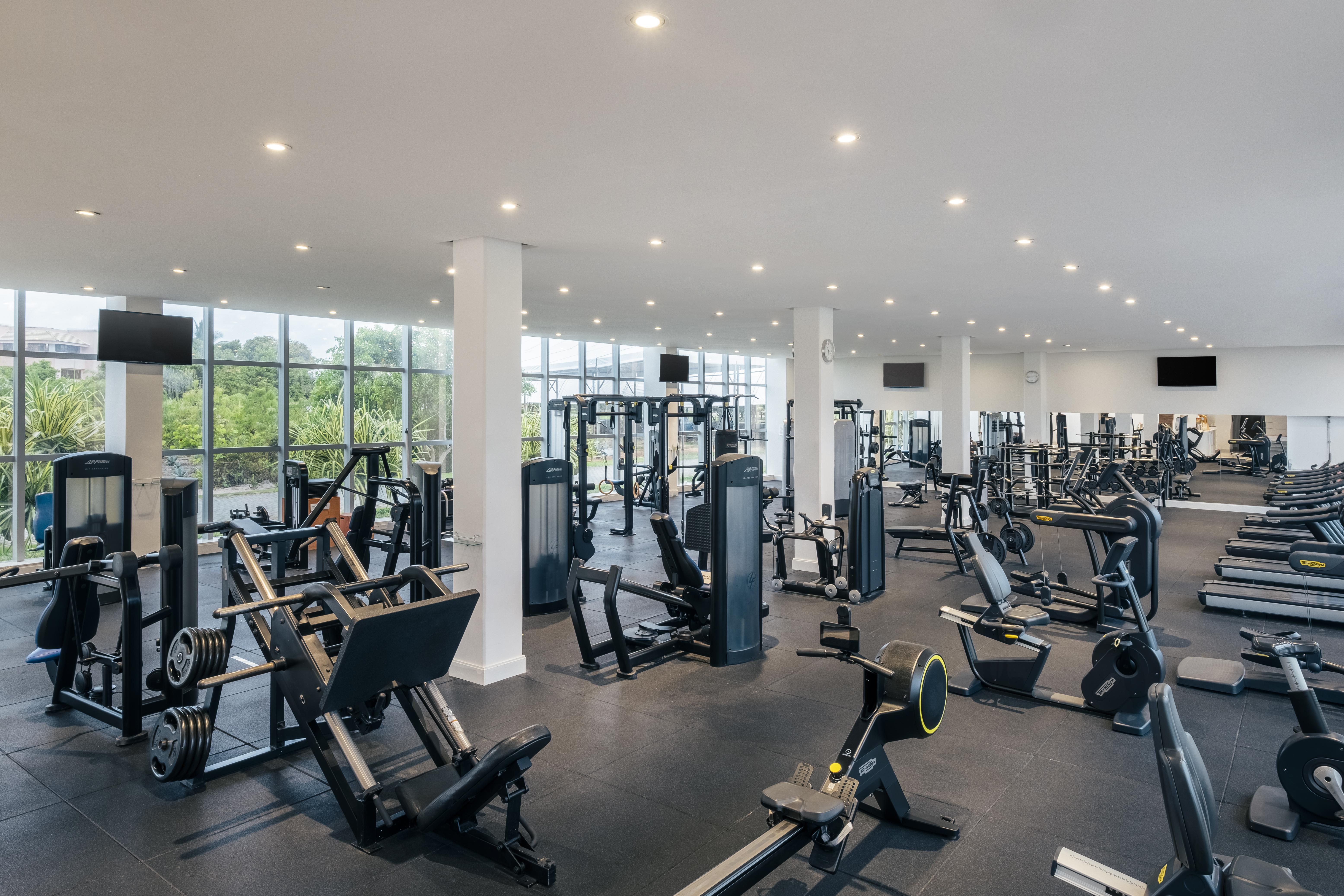 Iberostar Waves Bahia Hotel Praia do Forte Exterior foto The gym at the University of Roehampton