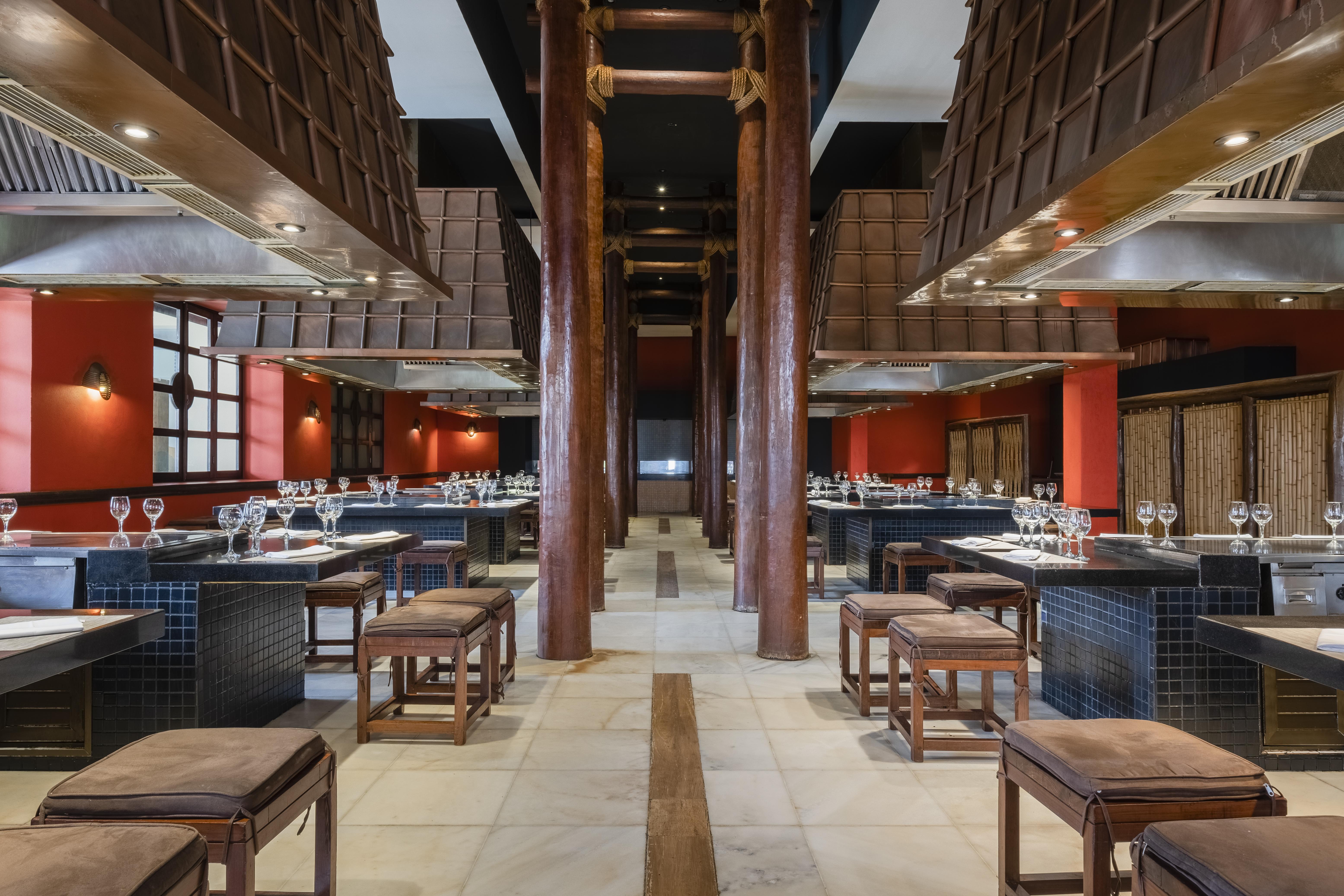 Iberostar Waves Bahia Hotel Praia do Forte Exterior foto The interior of the restaurant